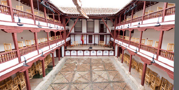 PUY DU FOU, CIUDAD REAL, ALMAGRO Y TABLAS DE DAIMIEL